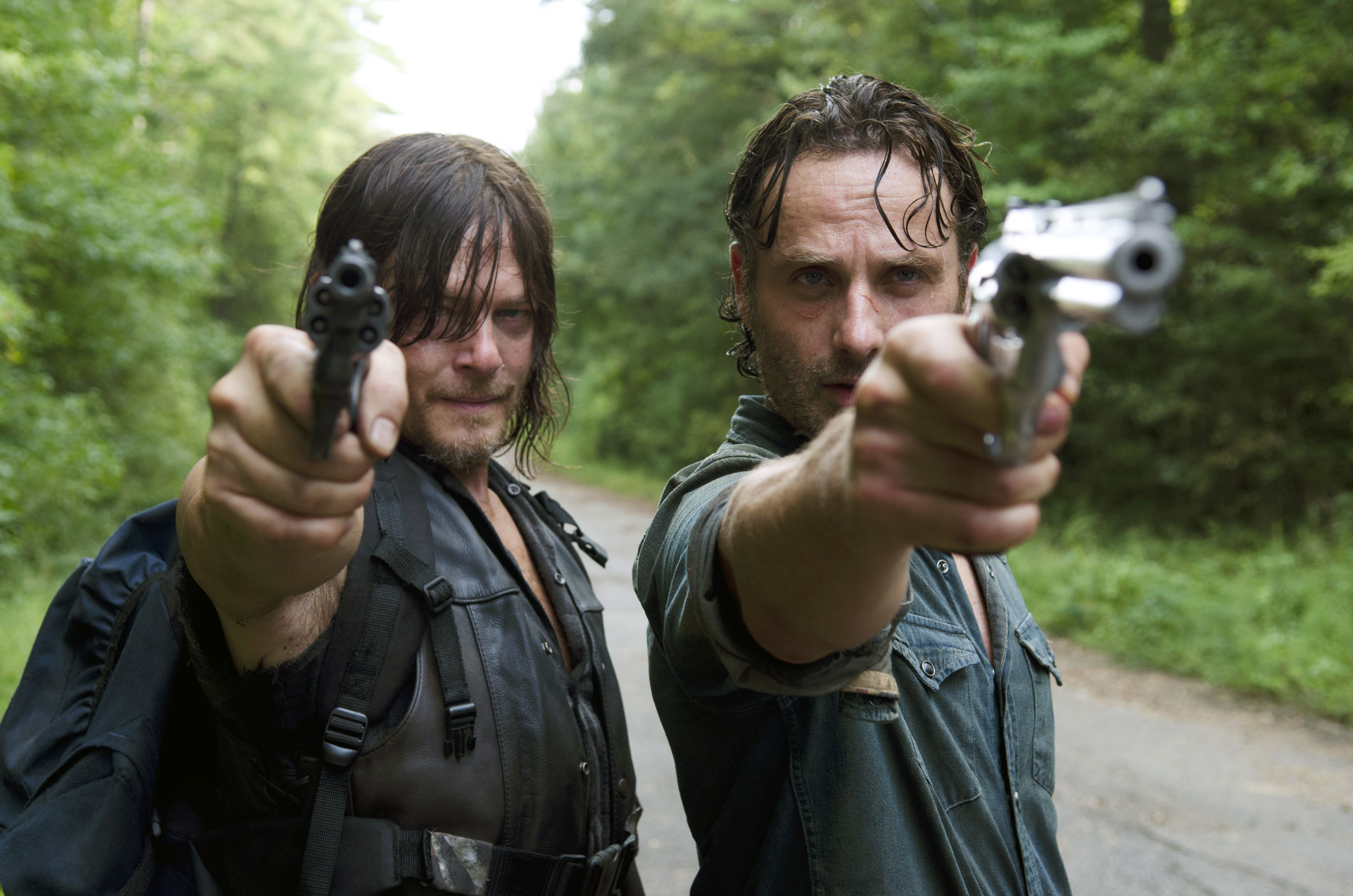resume Walking Dead Resumes heres what fear the walking dead should do in season 2 inverse