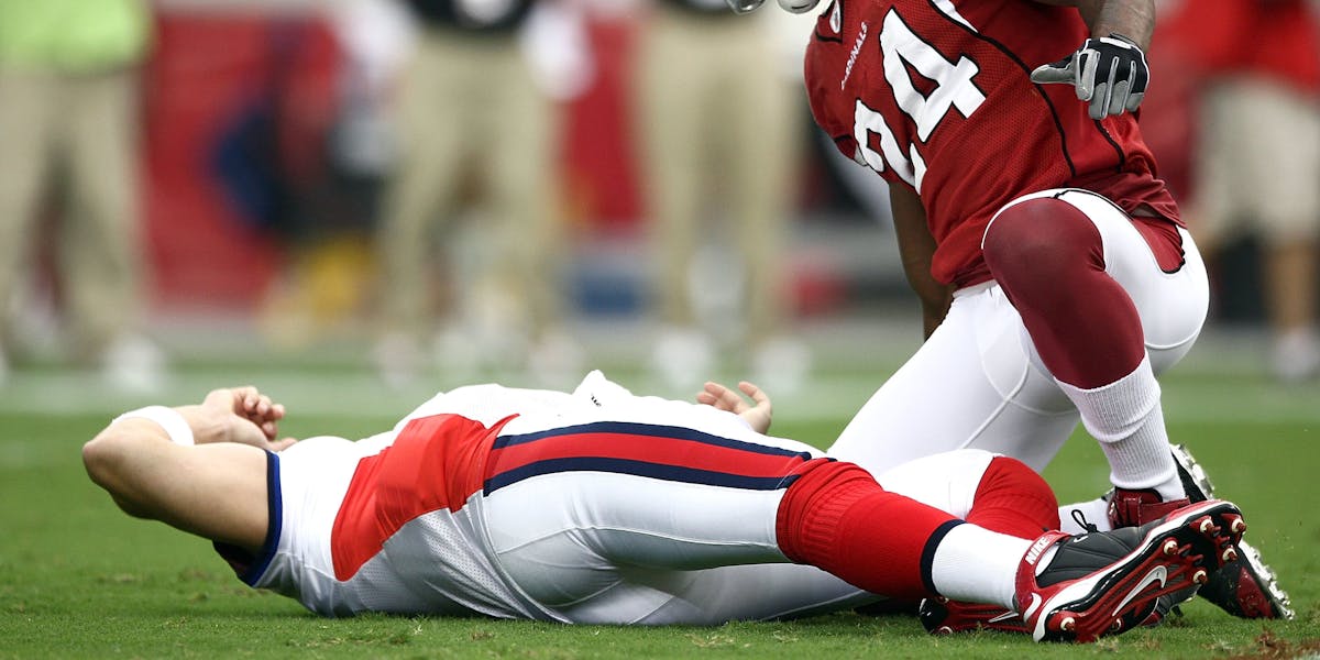 48 HQ Pictures Football Player With Most Concussions : Offensive Play | The New Yorker