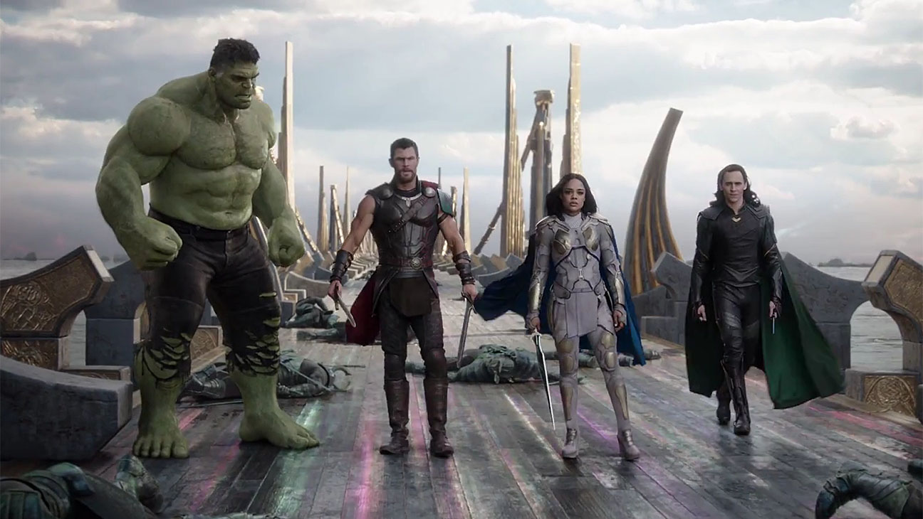 thor ragnarok revengers hulk thor valkyrie loki