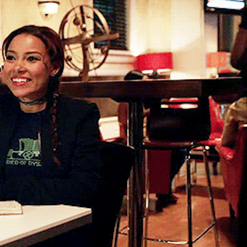 The Flash Mystery Girl S Identity Will Be Revealed This Season