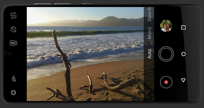 Essential Phone.