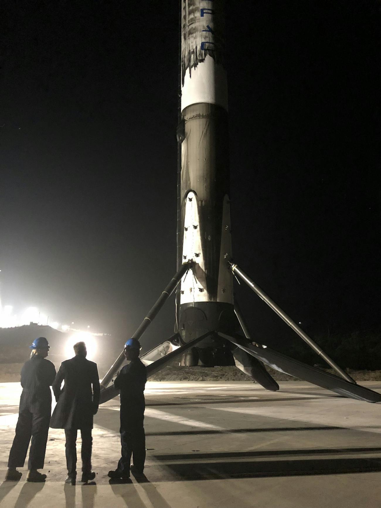 SpaceX: Elon Musk Shares Falcon 9 Image That Highlights ...