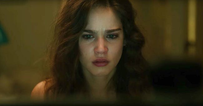 Matilda Lutz 'Rings'