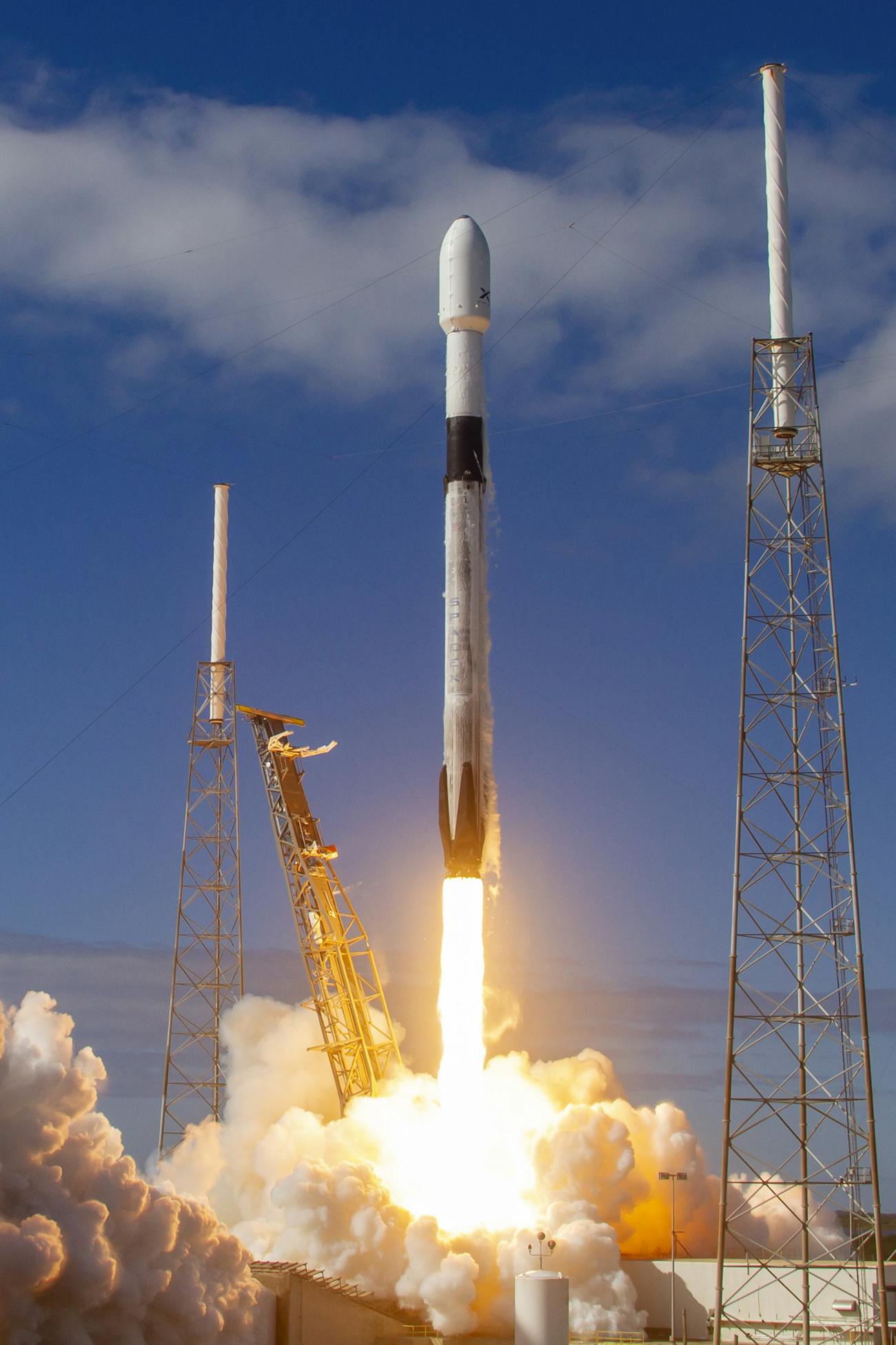 SpaceX's Starlink mission lifts off from the Cape Canaveral Air Force Base in Florida.