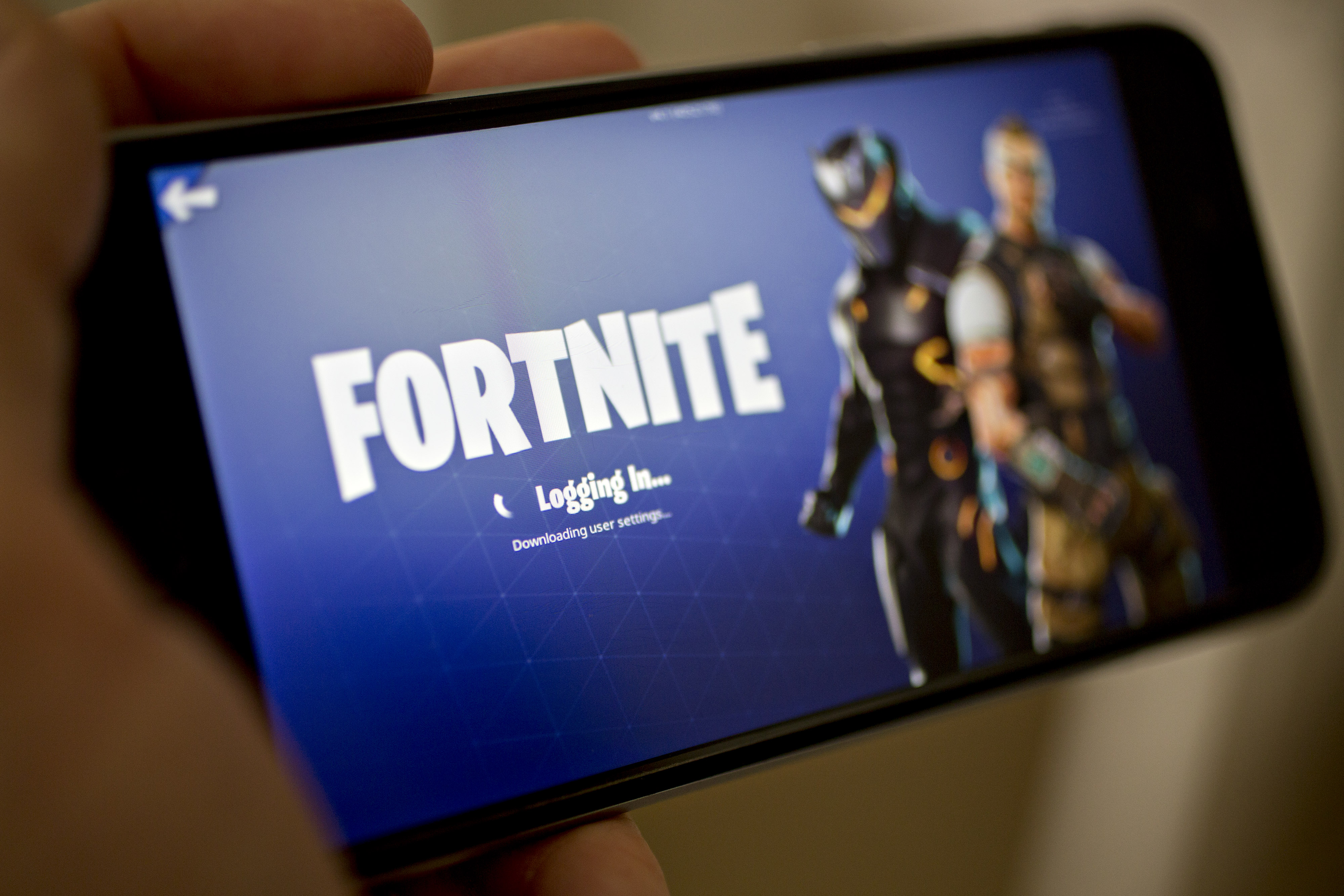 how to play fortnite without downloading it free