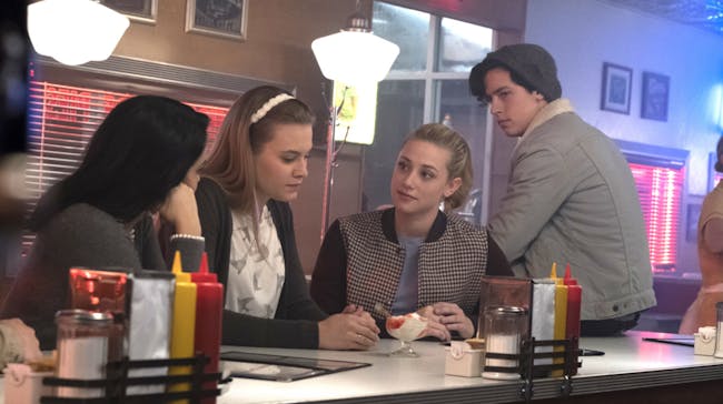 Betty, Veronica, Polly, and Jughead in 'Riverdale'